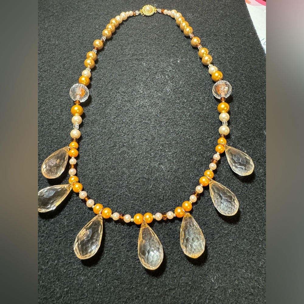 Colorful Drop Shaped Artificial Crystal & Faux Pearl Beaded necklace